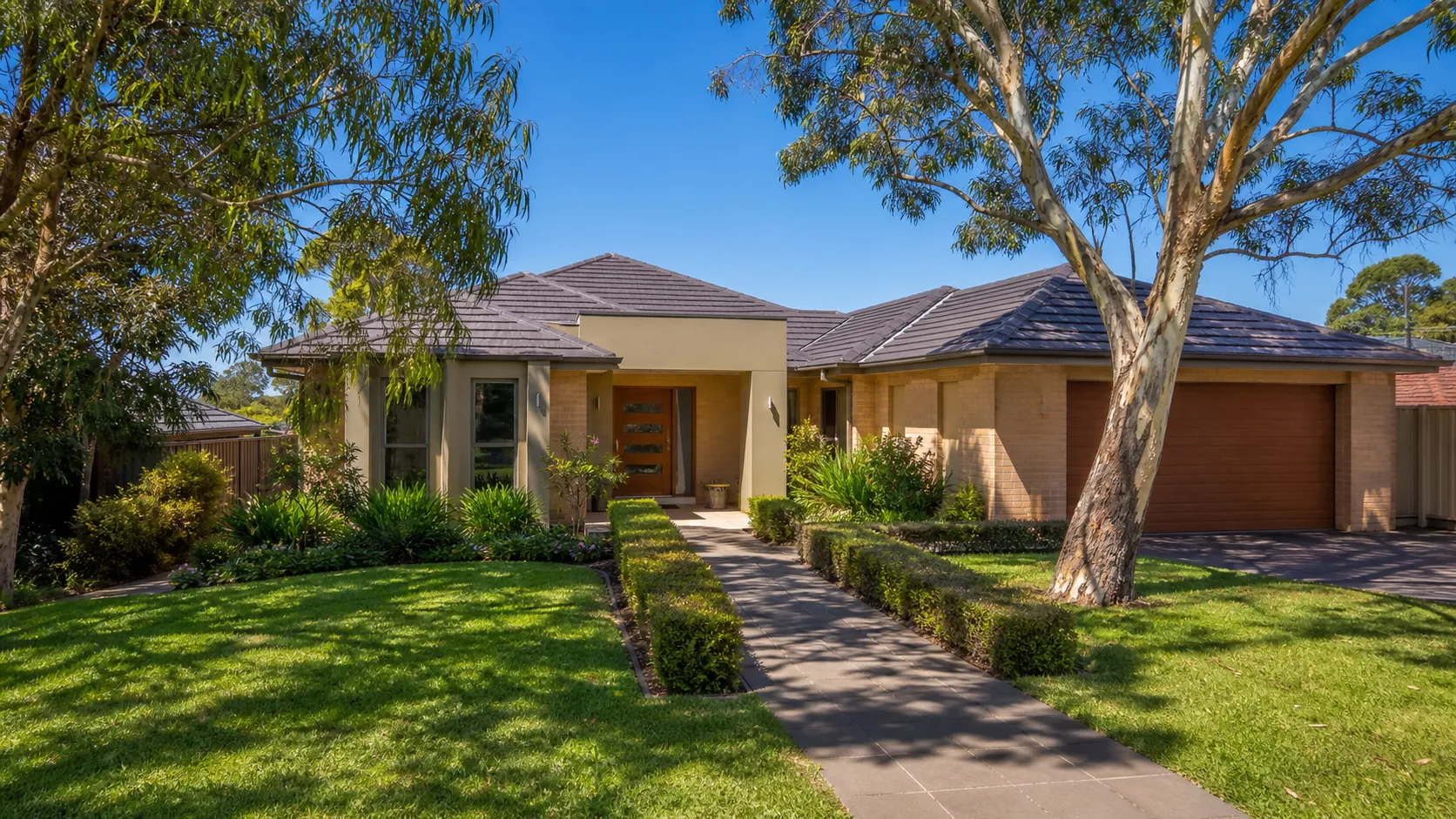 Kensington vs Crows Nest: Unpacking Property Value